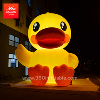 充气玩具动物定制广告大鸭模型装饰热销巨大充气雕像大鸭子在泳池水上